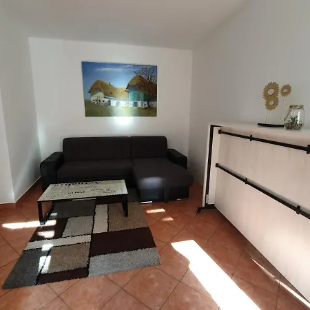 Monteurzimmer Akdemir Hostel *