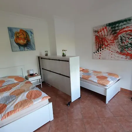 Monteurzimmer Akdemir Hostel *